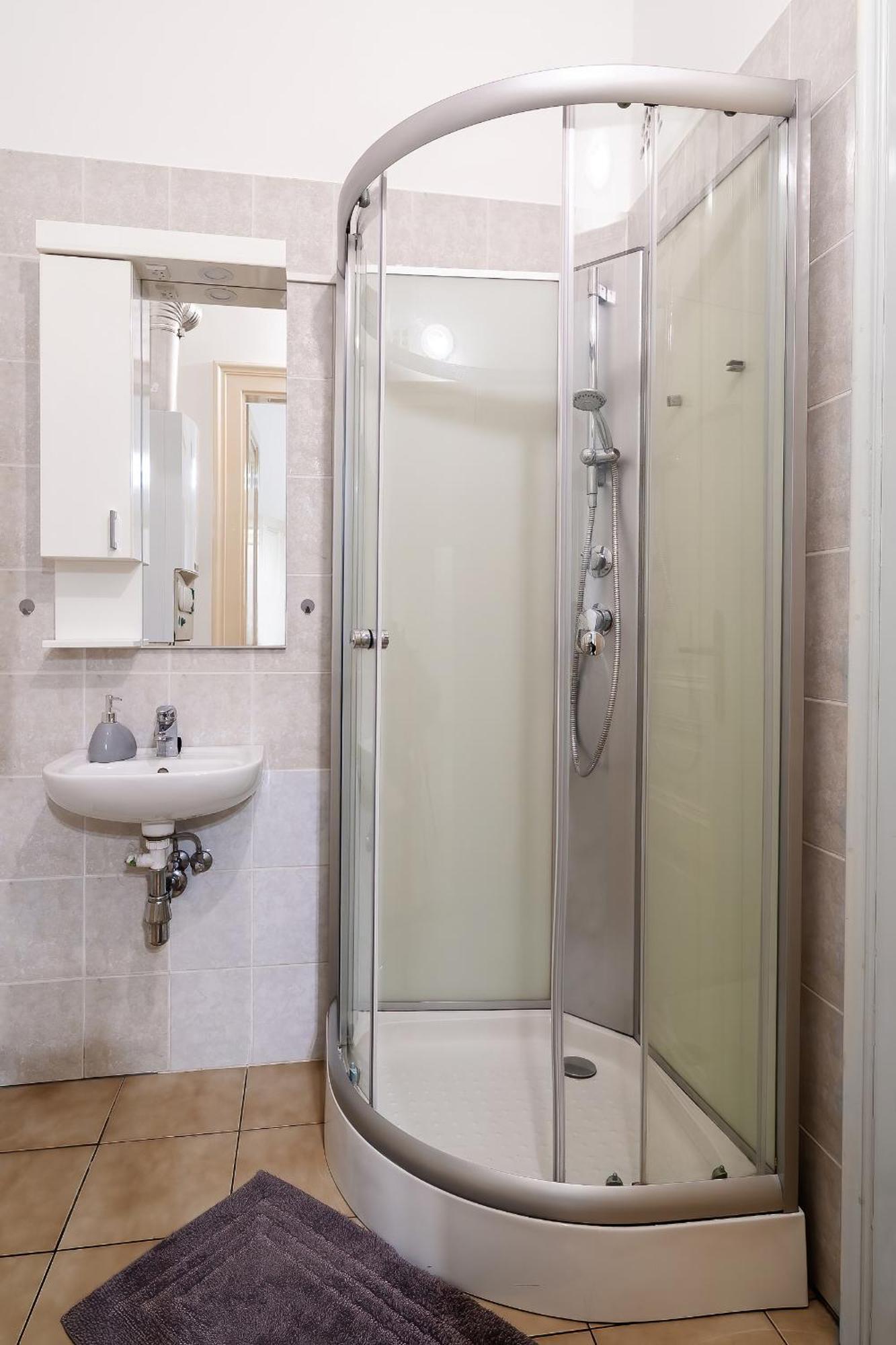 Tomka Apartman Seghedin Exterior foto