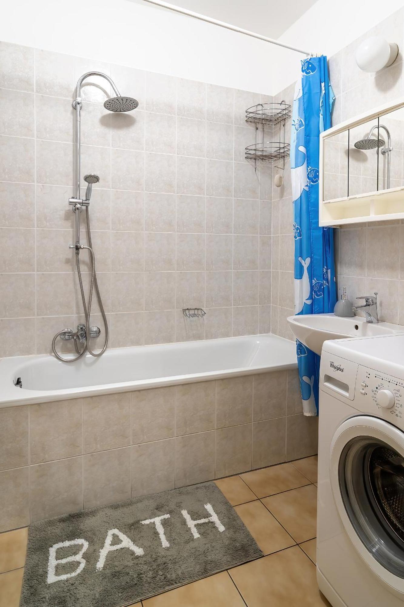 Tomka Apartman Seghedin Exterior foto