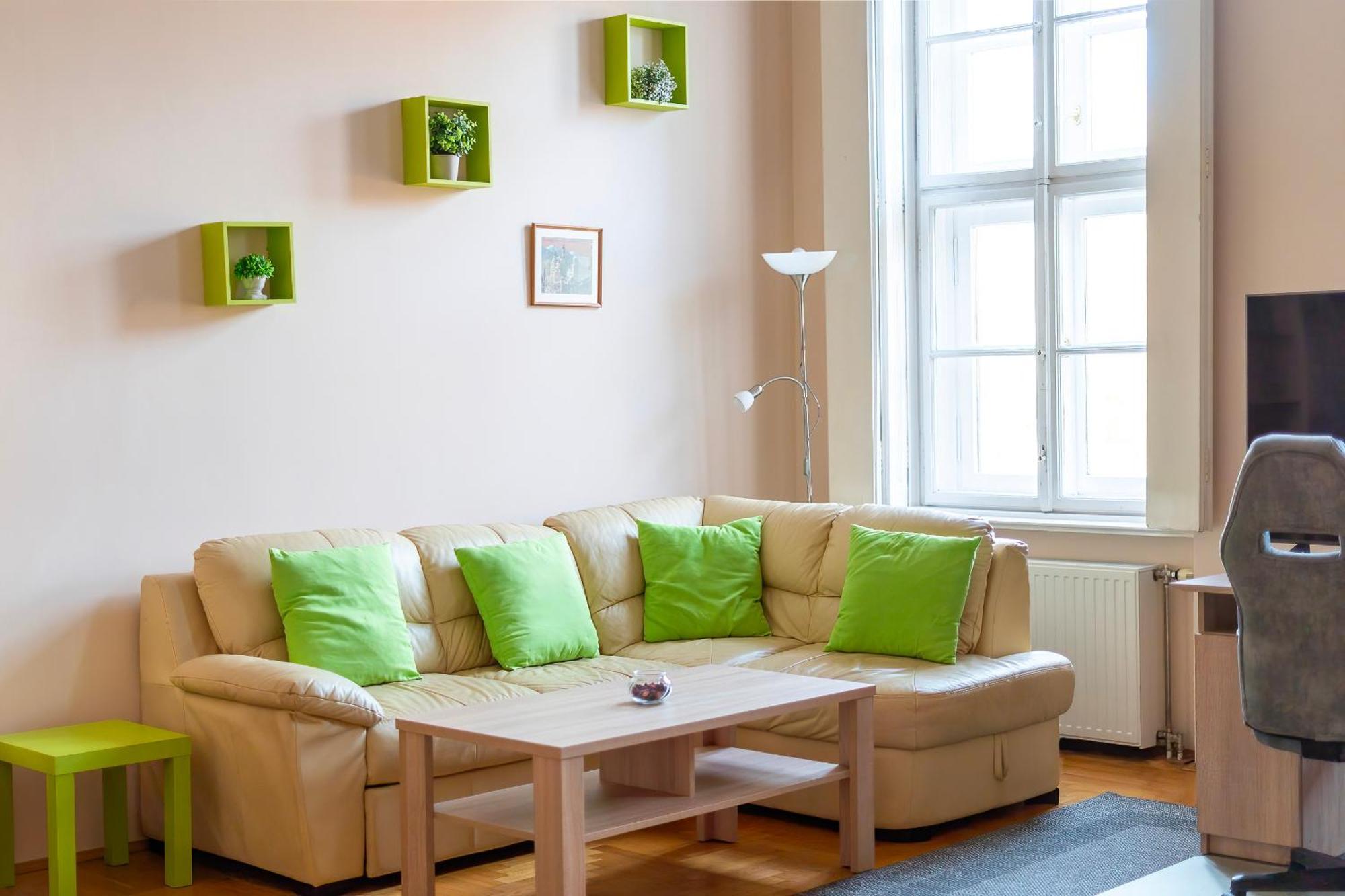 Tomka Apartman Seghedin Exterior foto