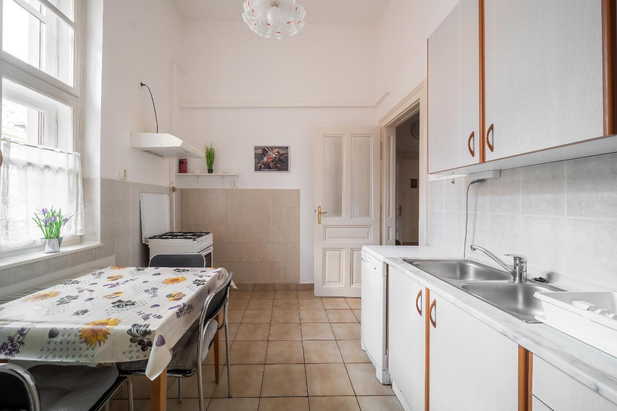 Tomka Apartman Seghedin Exterior foto