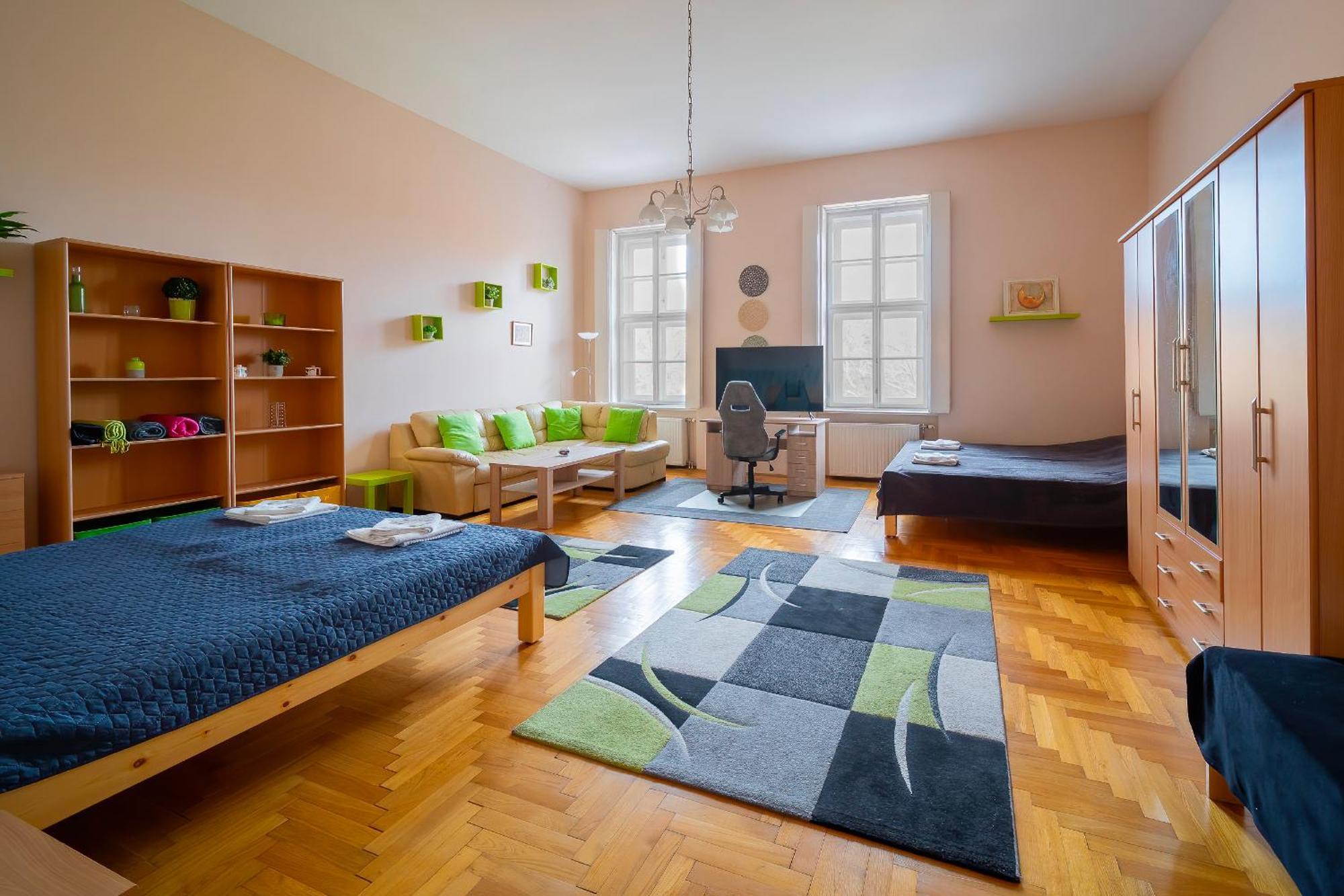 Tomka Apartman Seghedin Exterior foto