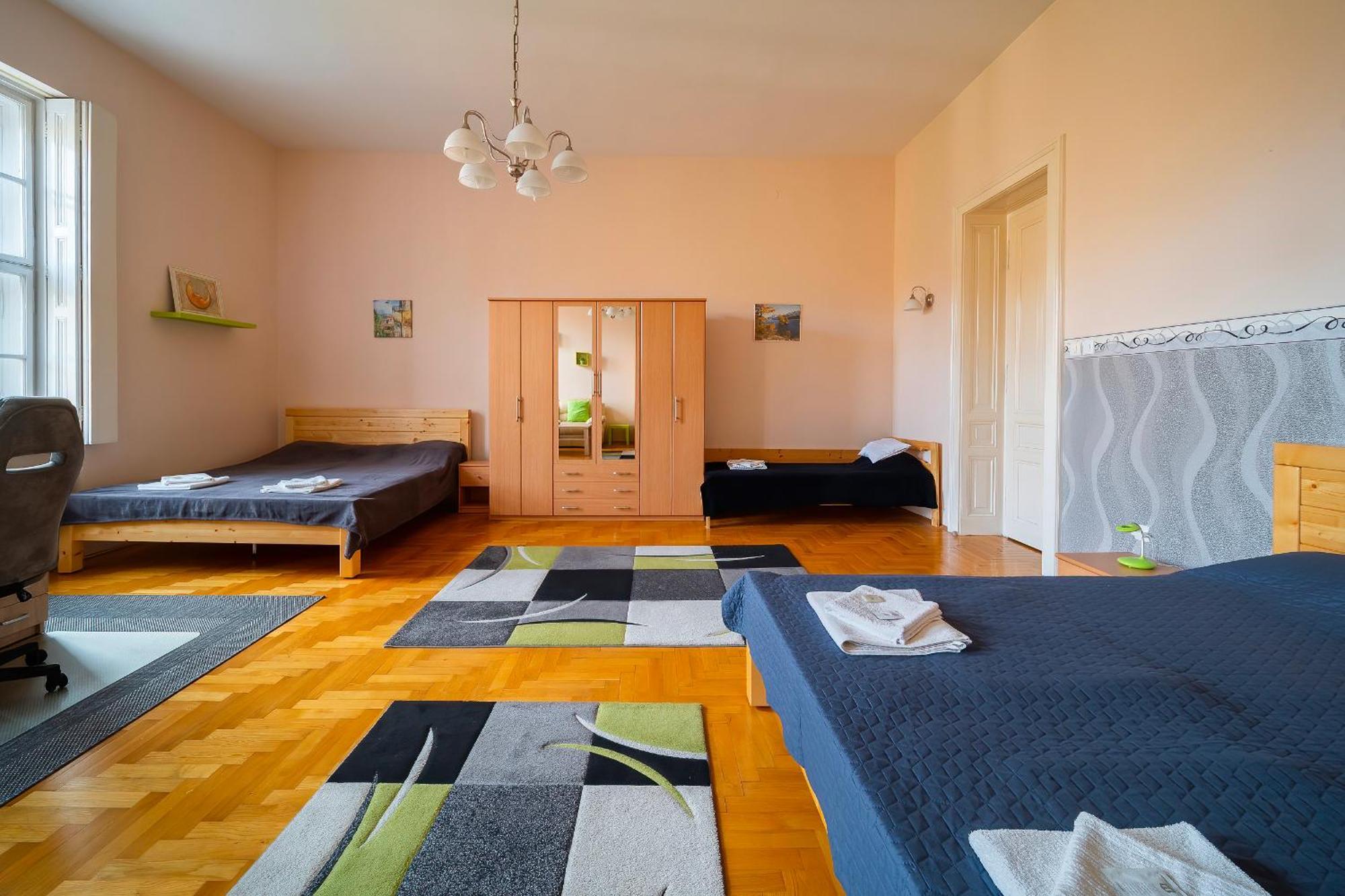Tomka Apartman Seghedin Exterior foto