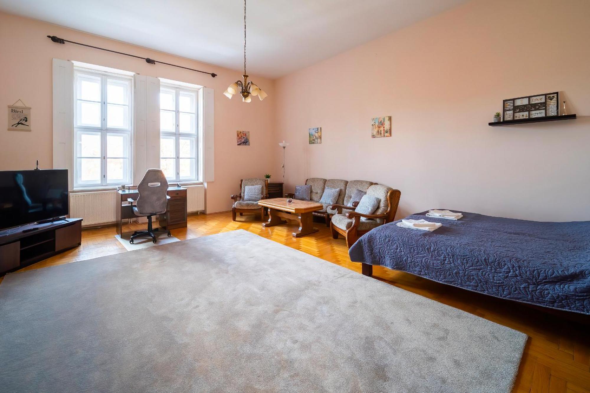 Tomka Apartman Seghedin Exterior foto